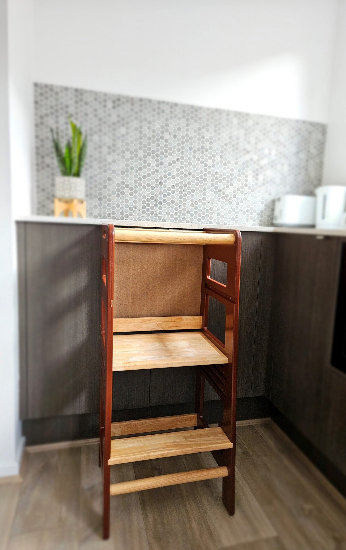 QToys Australia (USA) 3 in 1 Learning Tower